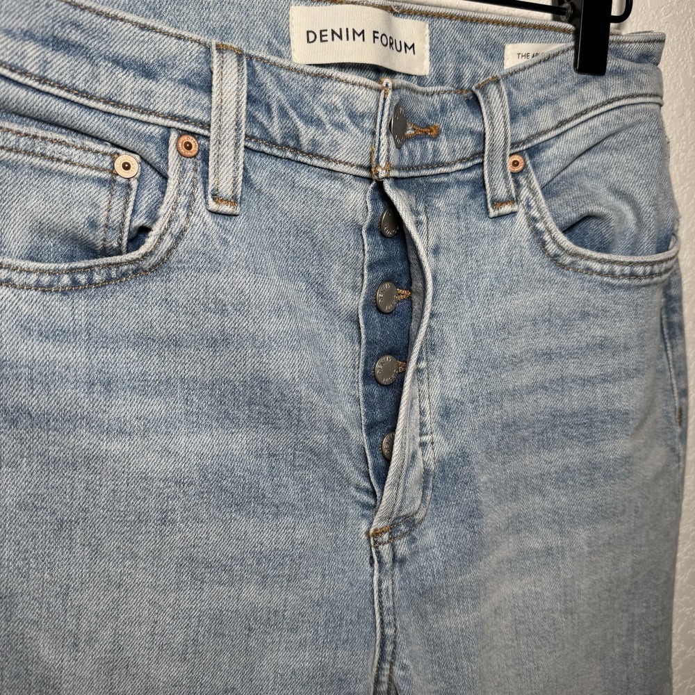 Denim Forum Arlo Jeans | High Rise Straight‎ Light Wash Button Fly | Womens 26 - Picture 3 of 12